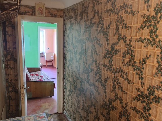 Продам 4х кімнатну квартиру