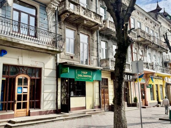 Продається 1-кімнатна квартира в центрі Чорткова Чортків