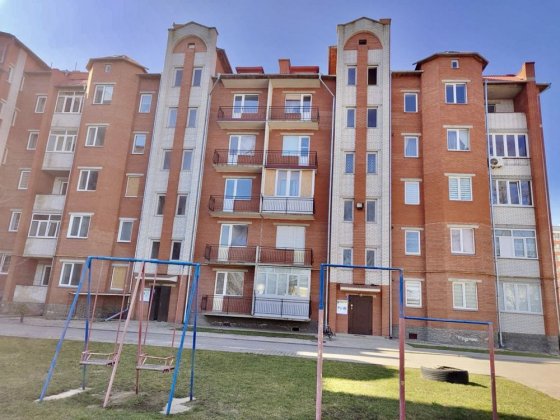 Продається 3-кімнатна квартира в новобудові. Чортків Чертков