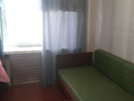 Продам гостинку,метро "Армейская"- Горбани