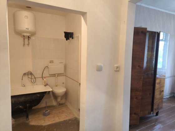 Продам квартиру 1 кімната . Ванна Красилів