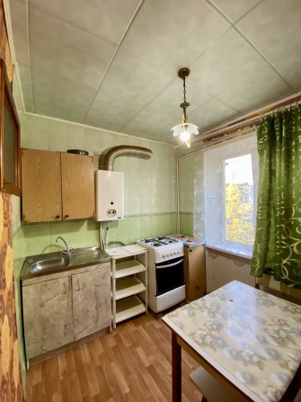 Продам 2х кімнатну квартиру в м. Покров, район "Марс" - фото 1