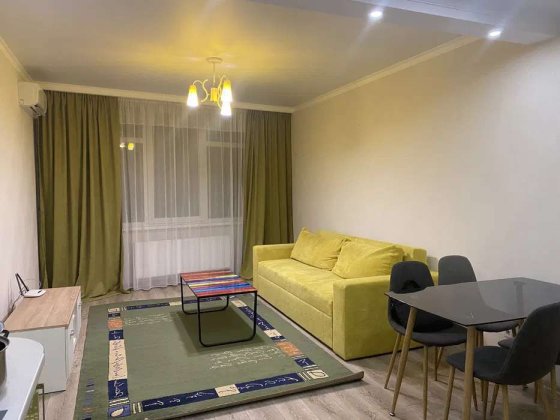 Продаж 1-к квартири вул. Володимира Наумовича 4 Київ