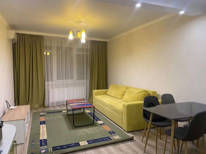 Продаж 1-к квартири вул. Володимира Наумовича 4 - фото 1