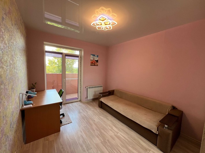 Однокімнатна квартира з балконом в Бучі! - фото 1