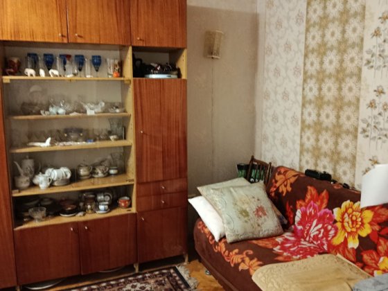 Продажа 2х к.кв. Бровари,центр, зупинка Порошинка ,3/5,  37000у.о. Бровары