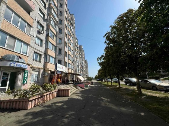 Простора 1 - кімнатна квартира у центральній частині Бучі Буча