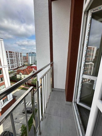 Терміново 3 кімнатна! Гаряча ціна 700$/ м.кв в заселеному будинку - фото 1