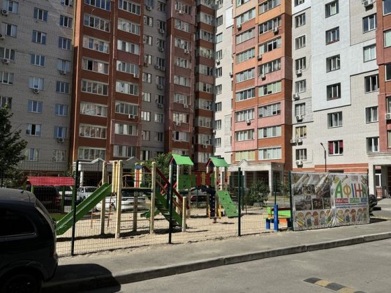 Без комісіі. Продаж 2 кімнатноі квартири Софіівська Борщагівка Вишневое