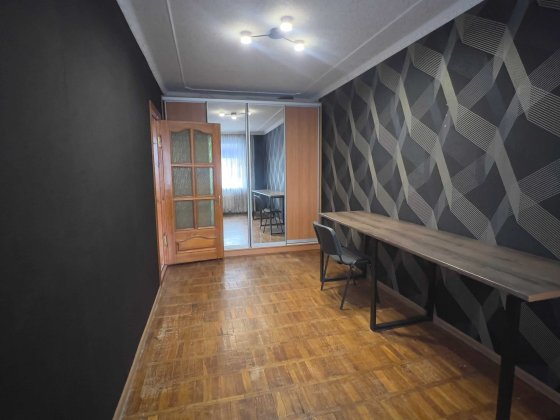 ‼️Двокімнатна квартира  з окремими кімнатами‼️центр парк Перемоги Бровары