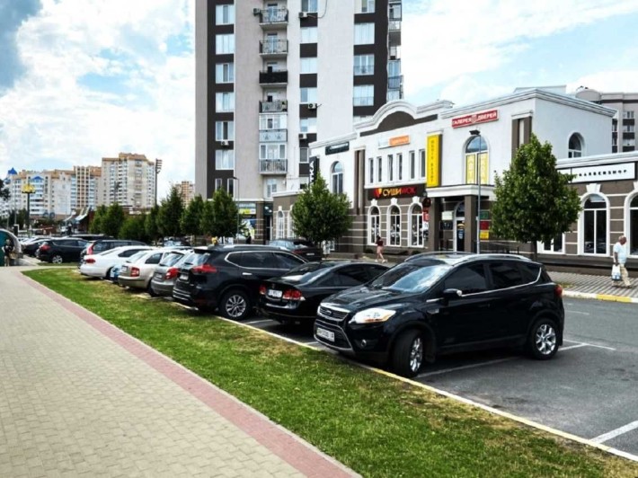 Продам 1-к квартиру 40м2 з РЕМОНТОМ, меблями і технікою. ЦЕНТР м. Буча - фото 1