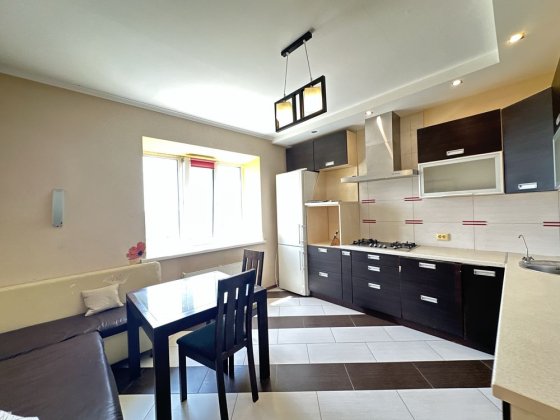 Продаю 1-кімнатну квартиру 54м2 поверх7й ціна 51800$ Заходьте і Живіть Борисполь