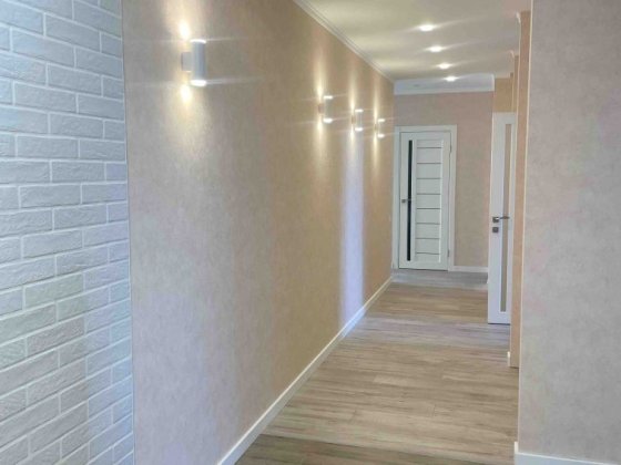 Без комісії 3к/103м2 нова квартира з сучасним ремонтом від власника. Бровары