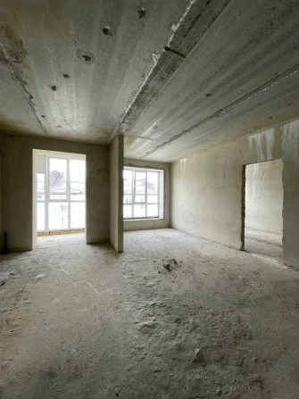 Продається 2-кімнатна квартира по вул. Чорновола. поруч парку і озера - фото 1