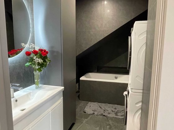 продаж 2 к квартири Бориспіль/75м2/новий ремонт Борисполь