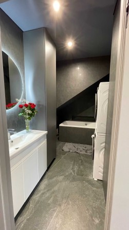 продаж 2 к квартири Бориспіль/75м2/новий ремонт - фото 1