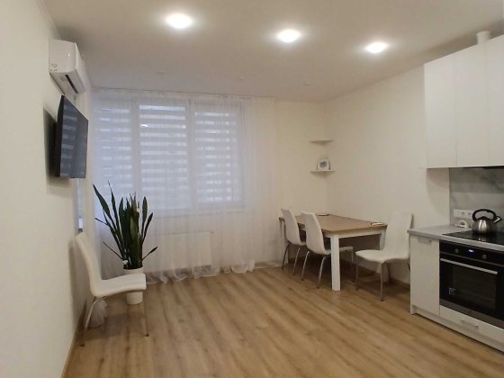 ЖК Лісовий квартал продам класну стильну простору світлу 1 к квартиру Бровары