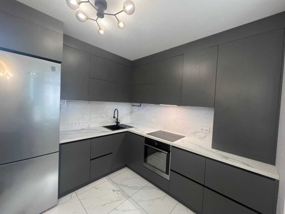 Продам 2к.квартиру з ремонтом в ЖК«СадіВишневі»,вул.Святошинська,60 Вишневое