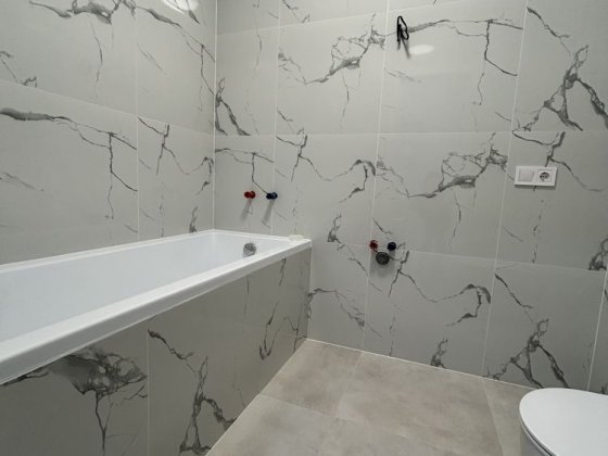 Євро 2к з якісним ремонтом! Укриття в будинку! Єоселя! Буча