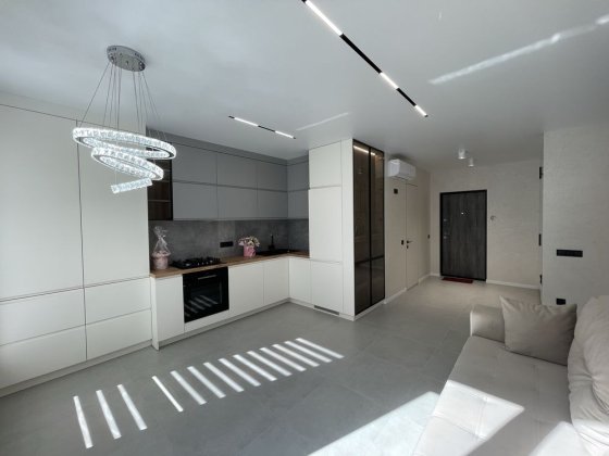 Продаж квартири із кухнею вітальнею Терміново Ивано-Франковск