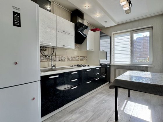 Квартира 61,1 м,  з ремонтом і меблями, Ірпінь вул. Лісова (центр-парк Ирпень