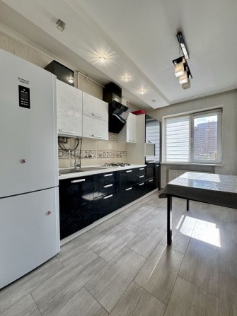 Квартира 61,1 м,  з ремонтом і меблями, Ірпінь вул. Лісова (центр-парк - фото 1