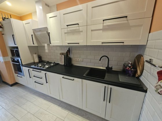 Продам 2к квартиру з ремонтом Буча Газ Сертифікат Буча