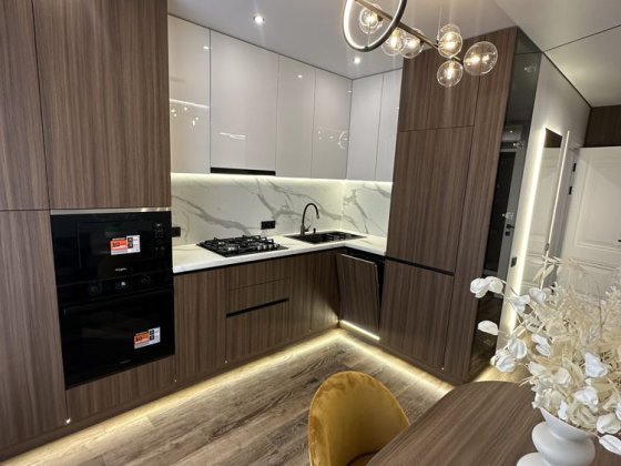 Продам півторакімнатну квартиру в центрі міста ЖК Family plaza Ивано-Франковск