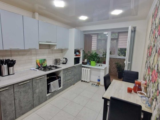 продаж 3х-кімнатної квартири на 1 занасипі Кременчуг