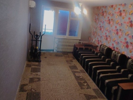 Продам 3-х кімнатну квартиру по вул.Генерала Радієвського (Тинка) Кривой Рог