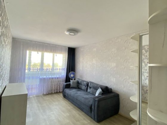 Продам 1-но кімнатну квартиру на м-ні Даманський Кривой Рог