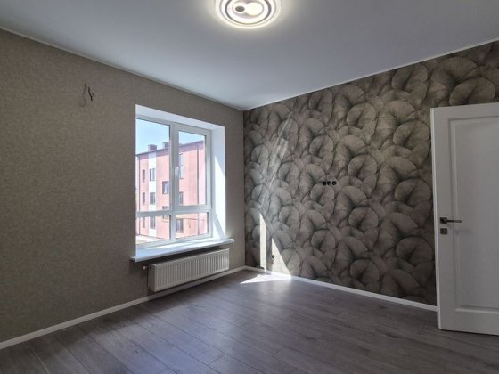 2 к квартира з якісним ремонтом біля озера. Без комісії. З Газом ! Буча