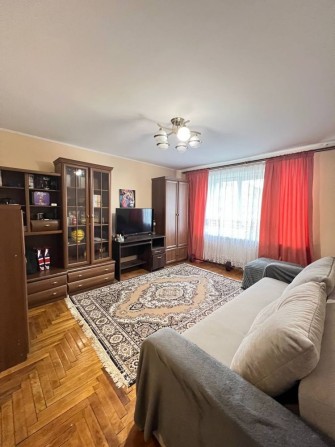 Продається 2-кімнатна квартира у самому ЦЕНТРІ, вул. Коновальця, 46 - фото 1