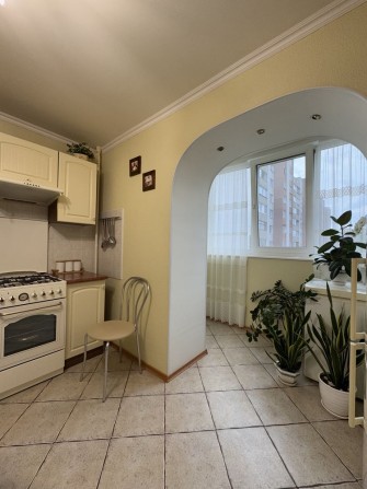 Продаж 3-кімнатної квартири в районі ТЦ «Порт Сіті»! - фото 1