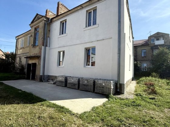 Продаж 2-кімнатної квартири у серці Старого Міста! Луцк