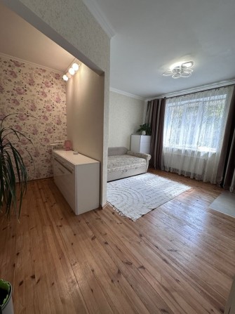 Простора квартира 49.2 м2. Повністю укомплектована - фото 1