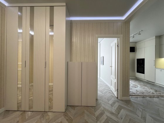 ЖК «Гранд бурже», 2 КІМ квартира 65 м2 з дизайнерським ремонтом. Буча