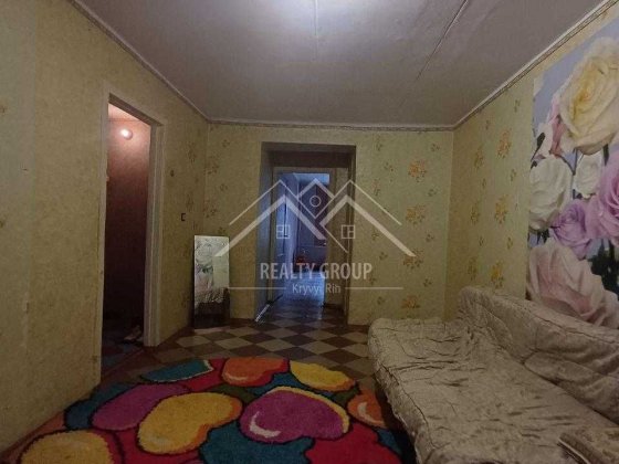 Продам 2 кімнатну квартиру на Соцмісті 2/5 Кривой Рог