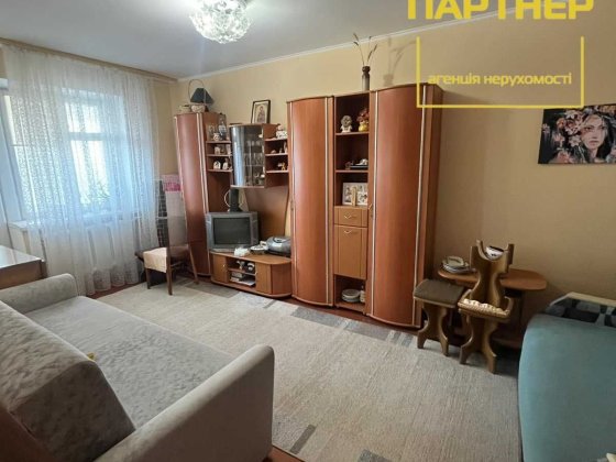 -Продаж однокімнатної квартири по вулиці Молодіжній Кременчуг