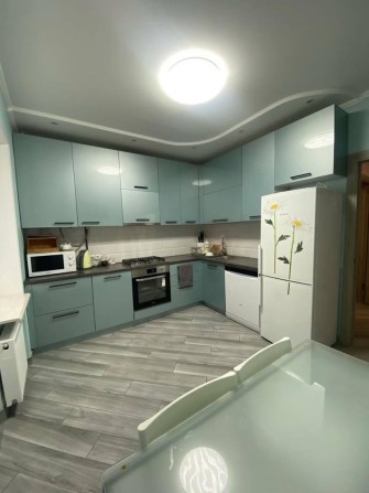 ПРОДАЖ квартири з сучасним ремонтом - фото 1