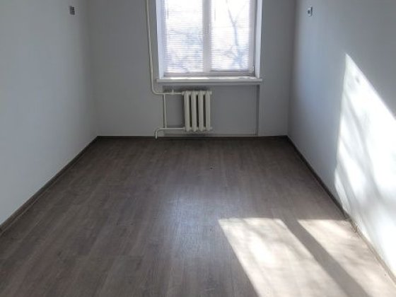 Продається одна кімната в гуртожитку на вул. Мерінова ( Майзлі)