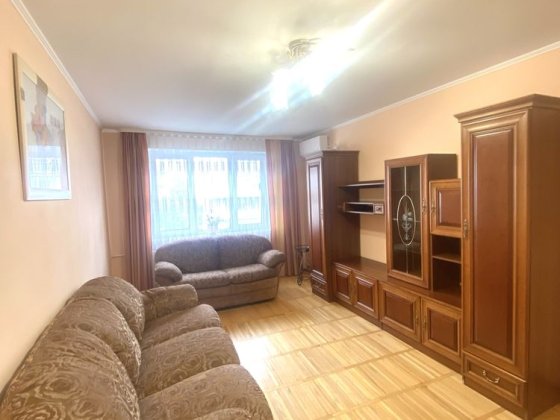Продам 3 кімнатну квартиру,вул. Кравчука Луцьк