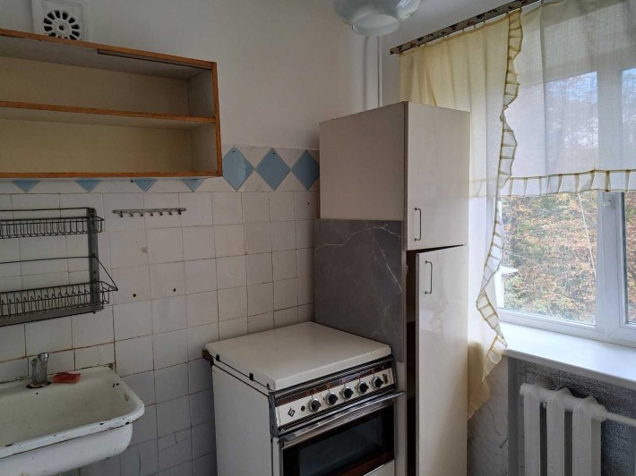 ПРОДАМ 2-кімн. 4-5  вул.Пугачова(р-н Опт.бази) - фото 1