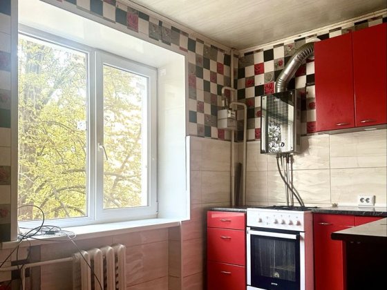 2-х є-Відновлення, чешка « 8 лікарня» 2/5, гарний стан, тепла Кривой Рог