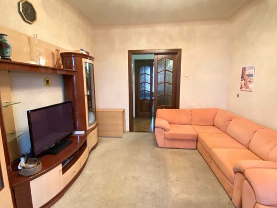 Продам 3кімнатну Сталінку в центрі міста з АВТОНОМНИМ ОПАЛЕННЯМ Кривой Рог