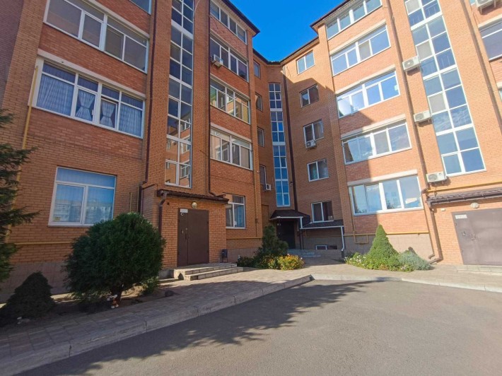 Продам Двухкомнатную квартиру 100м. Автономное Отопление!!! - фото 1