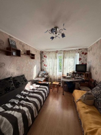 Продам гостинку со своим санузлом , Рогань, б-р Ивана Каркача - фото 1
