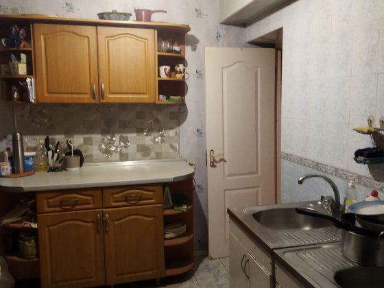 Продам гостинку на Залютино без услуг агенства. Харьков