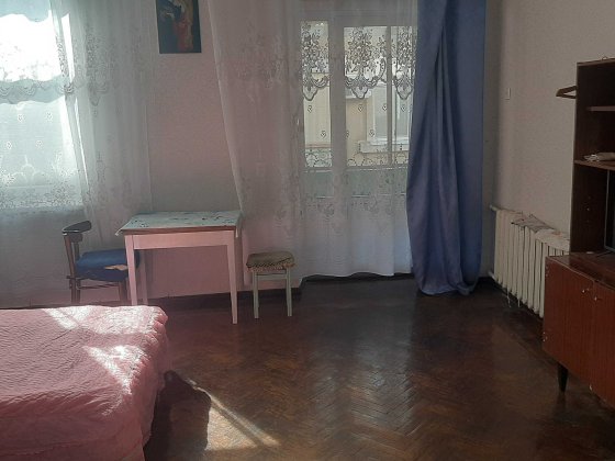 Продам комнату в коммуне Одеса