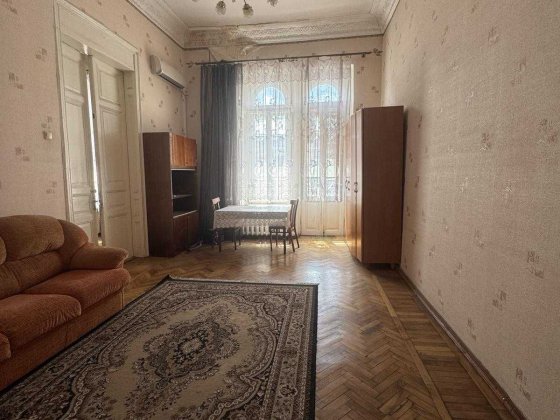 Продаж 2 кімнат в комунальній квартирі в Центрі на вулиці Княжеська Одеса